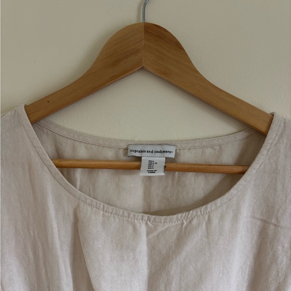 Elegant Cream Ruffle Top - Picture 2 of 2